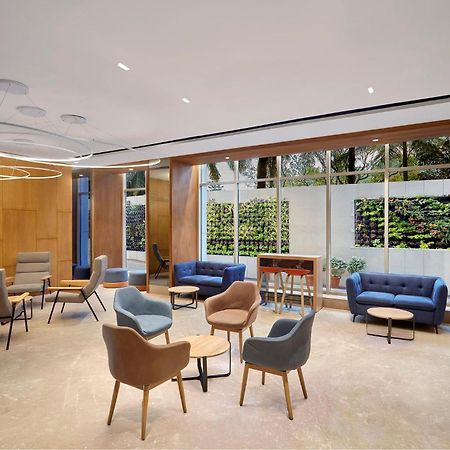 Holiday Inn Express Bengaluru Bommasandra By Ihg Kammasandra Ngoại thất bức ảnh