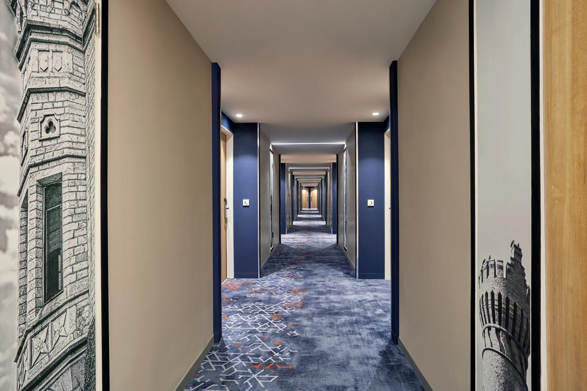 Holiday Inn Express Bengaluru Bommasandra By Ihg Kammasandra Ngoại thất bức ảnh