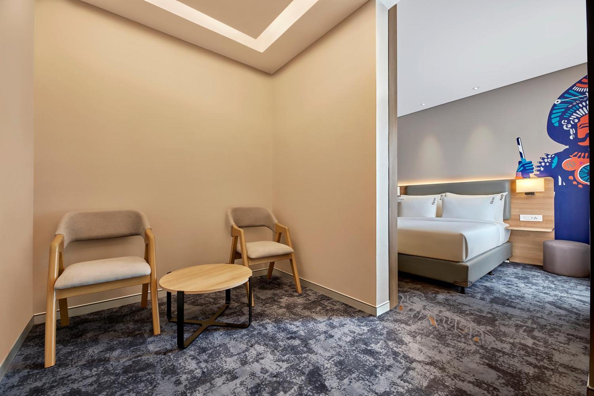 Holiday Inn Express Bengaluru Bommasandra By Ihg Kammasandra Ngoại thất bức ảnh