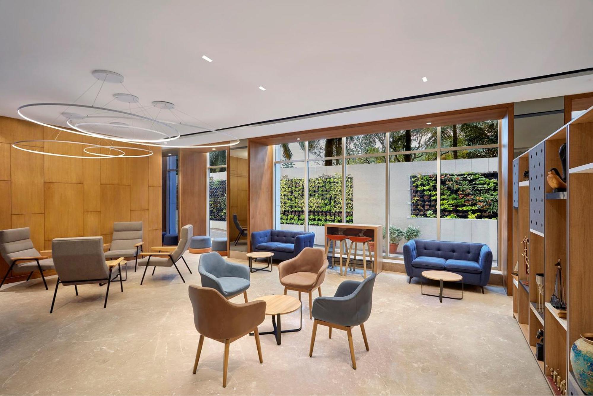 Holiday Inn Express Bengaluru Bommasandra By Ihg Kammasandra Ngoại thất bức ảnh