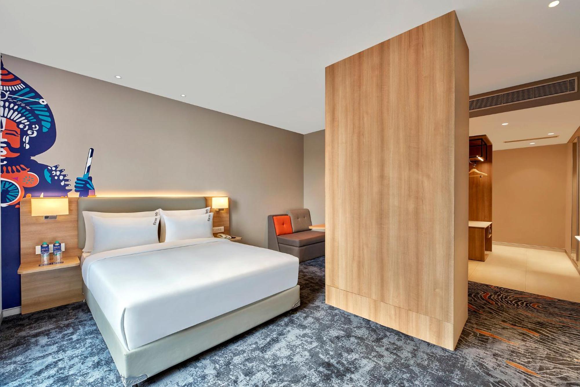 Holiday Inn Express Bengaluru Bommasandra By Ihg Kammasandra Ngoại thất bức ảnh